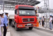 Thí điểm áp dụng công nghệ thu phí đường bộ không dừng