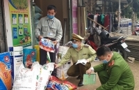 Lạng Sơn: Tiêu hủy 105 kg thức ăn hỗn hợp cho gia súc quá hạn sử dụng