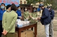 Đoàn thanh niên Tổng cục Quản lý thị trường phát miễn phí 5.000 khẩu trang