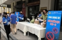 Phát miễn phí 5.000 khẩu trang và 200 dung dịch sát khuẩn