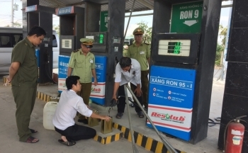 Chống gian lận trong kinh doanh xăng dầu: Cần quy rõ trách nhiệm từng ngành