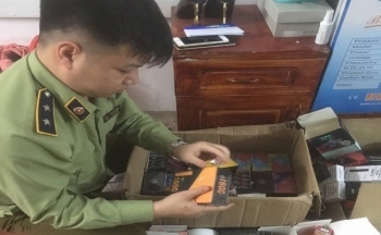 Quản lý thị trường liên tiếp tạm giữ thuốc lá điếu và thuốc lá điện tử nhập lậu