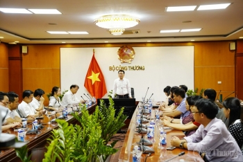 Bộ trưởng Nguyễn Hồng Diên chúc mừng các cơ quan báo chí ngành Công Thương