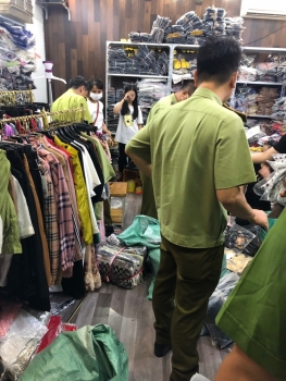 Hà Nội: Tạm giữ hàng nghìn sản phẩm giả mạo nhãn hiệu nổi tiếng