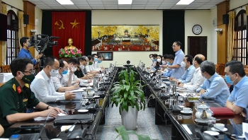 Vận động, thúc đẩy các nguồn vắc xin qua các kênh song phương và đa phương