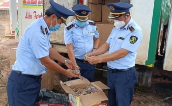 Liên tiếp phát hiện số lượng lớn bánh trung thu không rõ nguồn gốc, xuất xứ