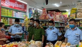 Kịp thời ngăn chặn số lượng lớn bánh Trung thu không rõ nguồn gốc, kém chất lượng