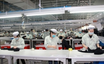 ADB hạ dự báo tăng trưởng kinh tế Việt Nam còn 3,8% năm nay