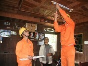 Hỗ trợ tiền điện 46.000 đồng/tháng cho hộ nghèo, hộ chính sách