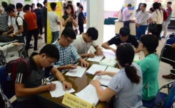 Thị trường việc làm sôi động hơn dịp cuối năm