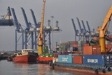 ASEAN ministers urge closer integration, US trade liberalization