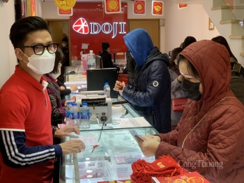 Giá vàng hôm nay 8/5: Phiên cuối tuần, vàng SJC tăng nhẹ