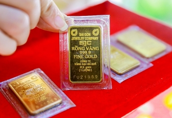 Giá vàng hôm nay 21/6/2024: Vàng thế giới bất ngờ tăng vọt hơn 1%, trong nước vẫn