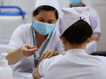 Tỉnh táo trước lời mời chào lừa đảo tiêm chủng vắc xin phòng Covid-19