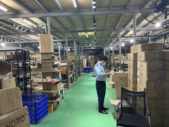 Thu giữ lô mỹ phẩm nhập lậu giá trị gần 6 tỷ đồng