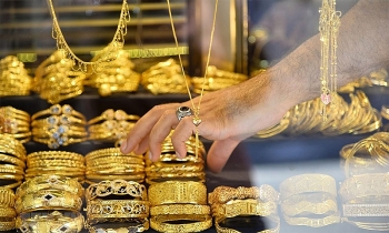 Giá vàng hôm nay ngày 16/7: Vàng thế giới trên mức 1.800 USD/ounce