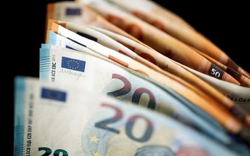 Giá đồng Euro giảm mạnh