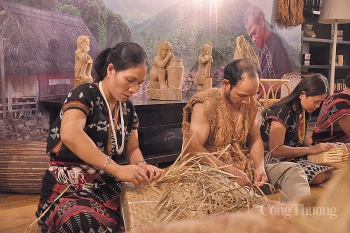 Nét đặc sắc trong nghề đan lát của dân tộc Cơ Tu