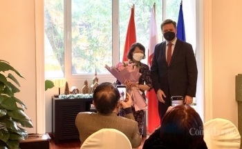 Tìm hiểu văn hoá Ba Lan qua “Ngữ pháp tiếng Ba Lan”