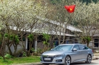 Roadtrip gia đình trên một chiếc xe sedan, tại sao không?