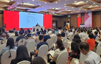 Tiếp tục không chia cổ tức, Techcombank đặt kế hoạch lợi nhuận tăng 25,3% trong năm 2021