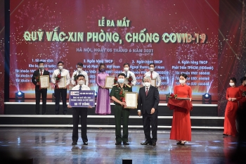 MB ủng hộ 60 tỷ đồng vào Quỹ vaccine phòng COVID-19
