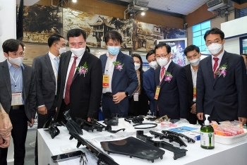 Toyota nỗ lực nâng cao tỷ lệ nội địa hóa và hỗ trợ phát triển các nhà cung cấp Việt