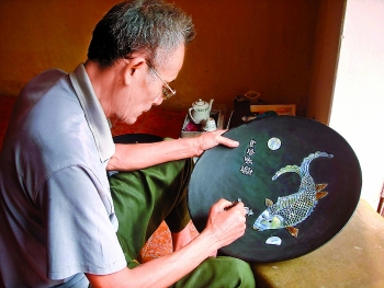 Nghìn năm lưu giữ nghề khảm trai