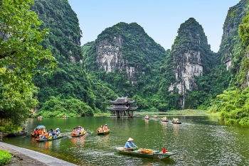 Ninh Bình: Du lịch dần “hồi sinh”
