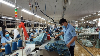 Thích ứng với trạng thái “bình thường mới”