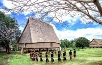 Ấm no hiển hiện trên mỗi nếp nhà