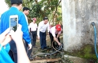 Hướng dẫn nuôi gà kỹ thuật cao cho đồng bào Kà Nâu