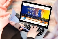 Doanh nghiệp bảo hiểm: “Trực chiến” hỗ trợ khách hàng