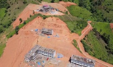 Sạt lở nghiêm trọng tại dự án trường học xã Nậm Ban (Lai Châu)