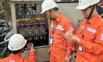 Áp dụng biểu giá 5 bậc, 98% số hộ trả ít tiền điện hơn