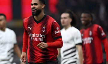 AC Milan thắng dễ Rennes trên sân nhà