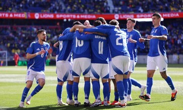Italia đánh bại Ecuador đầy thuyết phục