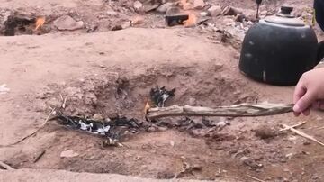 Kỳ lạ ngôi làng có lửa cháy trên mặt đất hơn 60 năm ở Trung Quốc