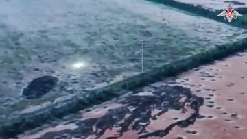 Xe tăng T-72B3M Nga công phá thành trì của Ukraine