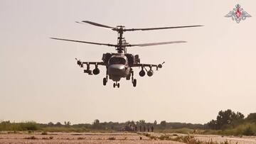 Cận cảnh trực thăng Ka-52M của Nga tấn công các đơn vị Ukraine
