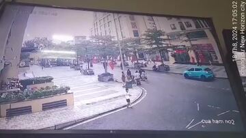 Bé trai bị hành hung dã man trước sảnh chung cư ở Hà Nội