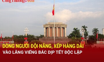 Dòng người đội nắng, xếp hàng dài vào Lăng viếng Bác dịp Tết Độc Lập