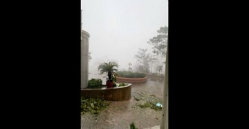 Đồ Sơn, Hải Phòng: Bão Yagi gây gió giật khủng khiếp, cảnh như phim ''Ngày tận thế