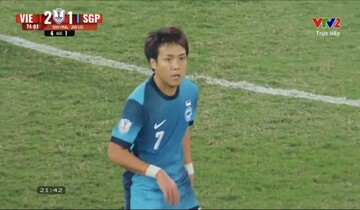 Singapore rút ngắn tỷ số 2-1