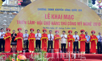 Tưng bừng khai mạc Triển lãm - Hội chợ hàng thủ công mỹ nghệ