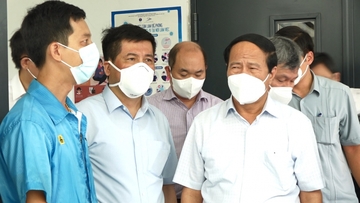 Bộ trưởng Nguyễn Hồng Diên tham gia Đoàn công tác của Chính phủ làm việc tại TP. Hồ Chí Minh