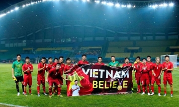 Olympic Việt Nam vào bán kết ASIAD, sốt tour đi Indonesia cổ vũ bóng đá