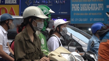 Khẩu trang, máy lọc khí “nóng lên” theo tình trạng ô nhiễm môi trường