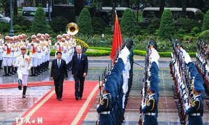 Chủ tịch nước Lương Cường chủ trì lễ đón Tổng thống Litva