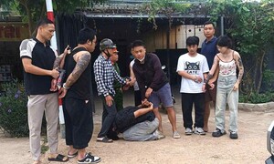 Nóng: Bắt 4 đối tượng người nước ngoài cướp xe ô tô trên cao tốc
